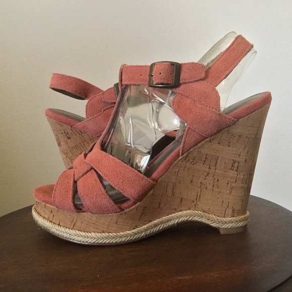 Moda peach suede leather platform wedge sandals - Picture 6 of 10